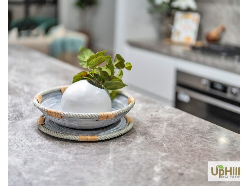 15 Burnbank Parade, Clyde North VIC 3978