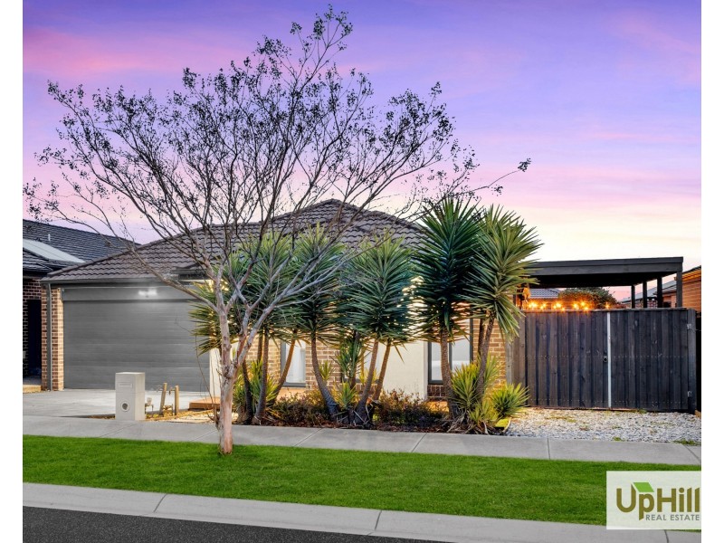 14 Craddock Drive, Clyde North VIC 3978