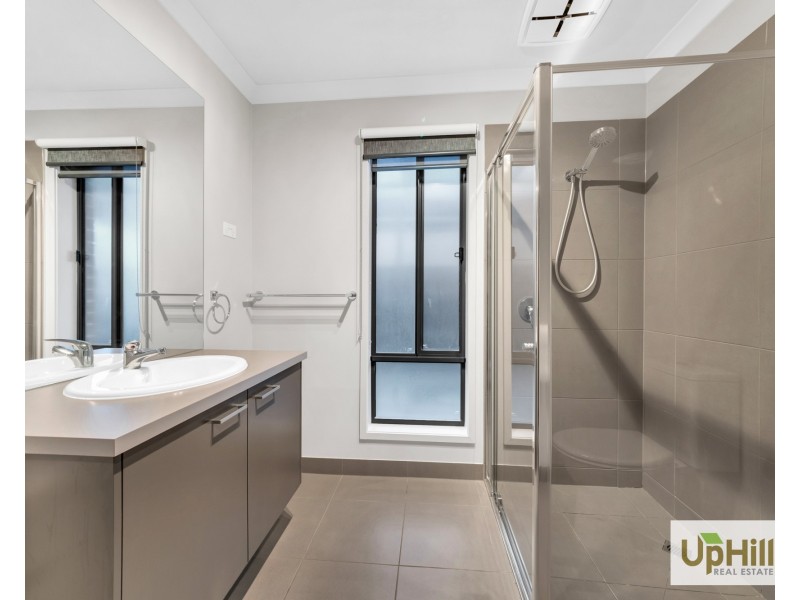 14 Craddock Drive, Clyde North VIC 3978