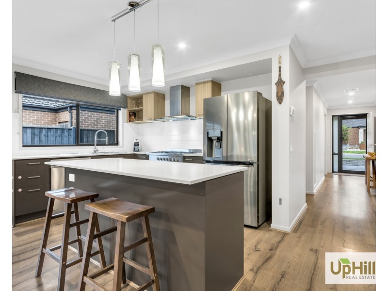 14 Craddock Drive, Clyde North VIC 3978