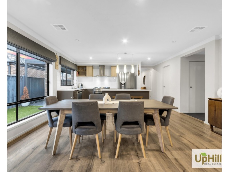 14 Craddock Drive, Clyde North VIC 3978