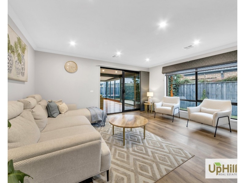 14 Craddock Drive, Clyde North VIC 3978