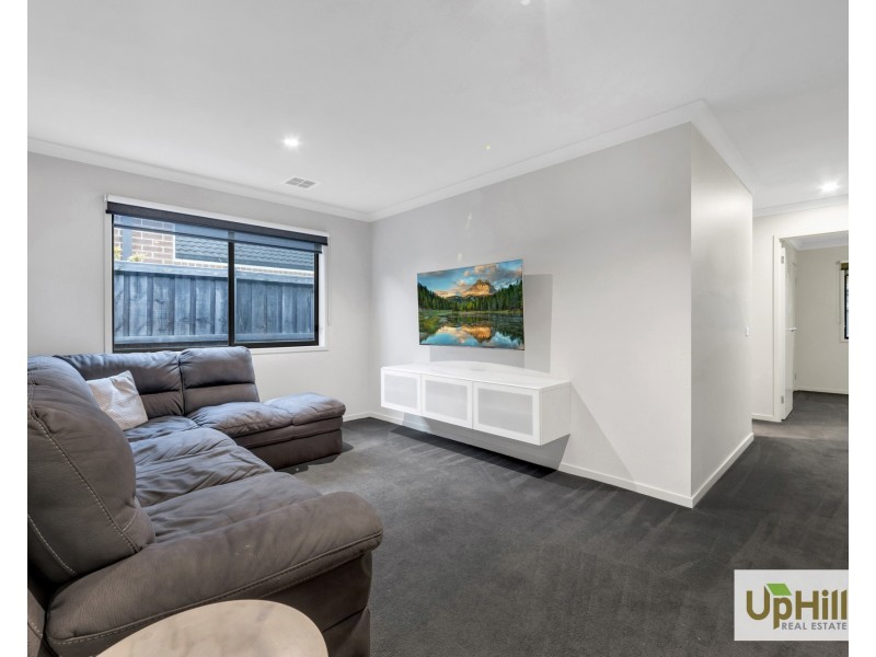 14 Craddock Drive, Clyde North VIC 3978