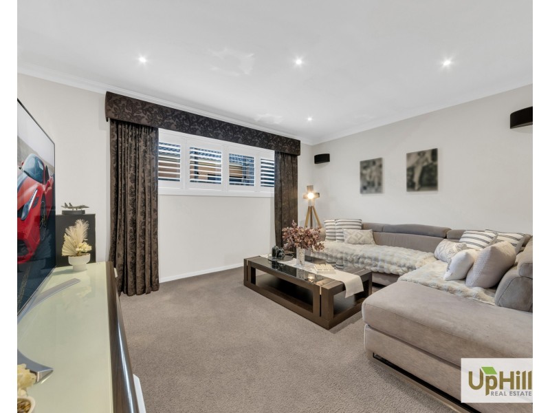 20 Lonarto Avenue, Clyde North VIC 3978