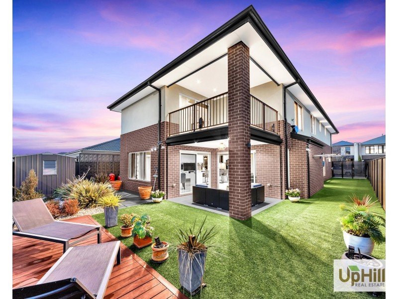 20 Lonarto Avenue, Clyde North VIC 3978