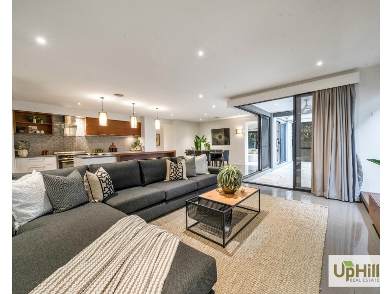 22 Waler Circuit, Clyde North VIC 3978