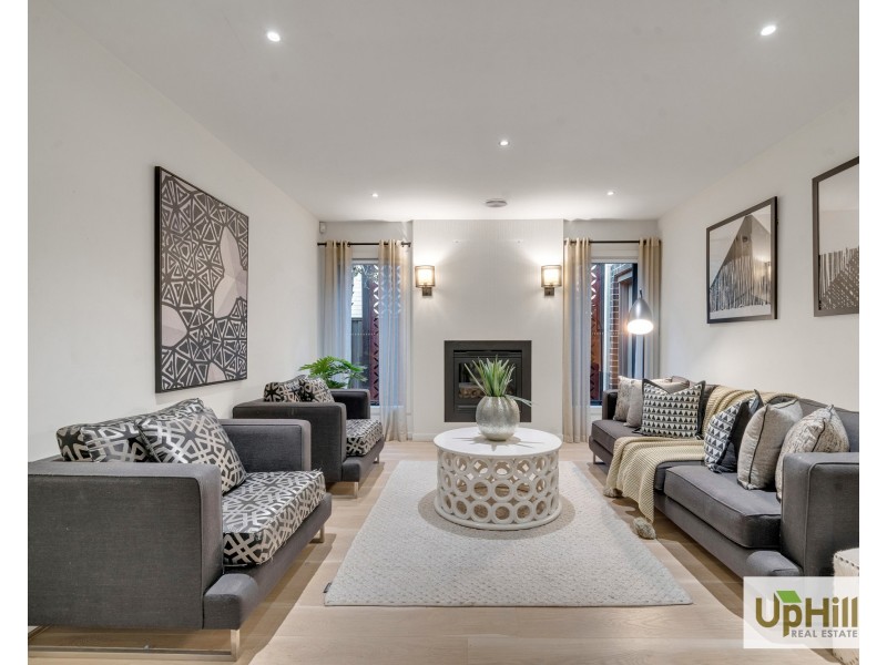 22 Waler Circuit, Clyde North VIC 3978