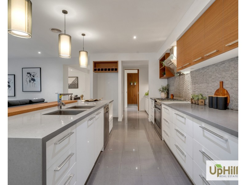 22 Waler Circuit, Clyde North VIC 3978