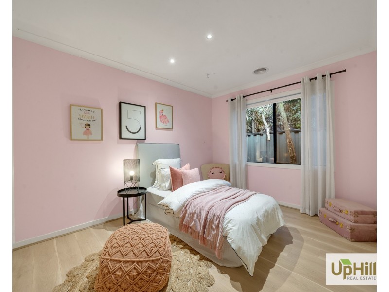 22 Waler Circuit, Clyde North VIC 3978