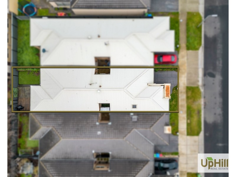 6 Rhynhurst Street, Clyde North VIC 3978