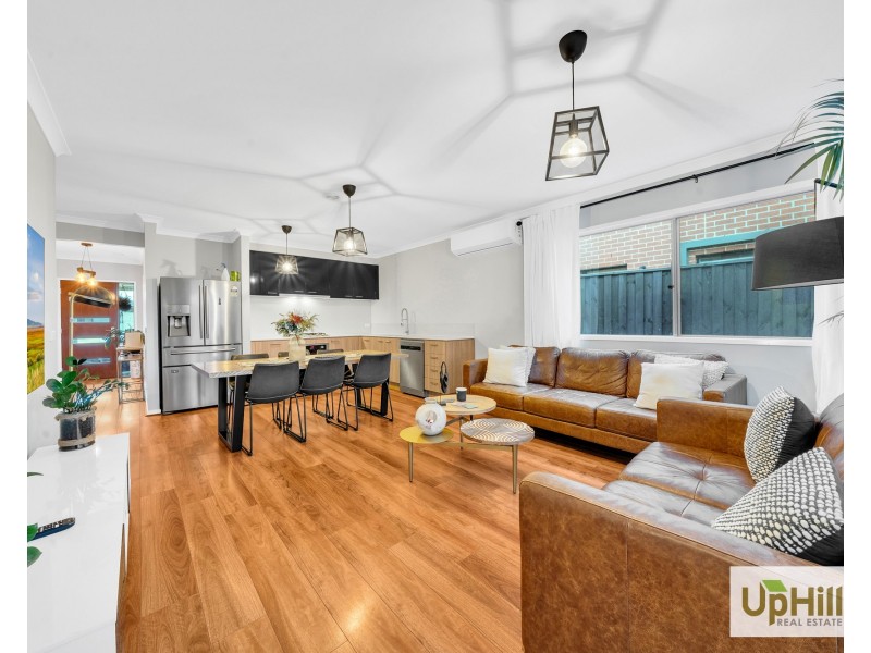 14 Mountjoy Circuit, Clyde North VIC 3978