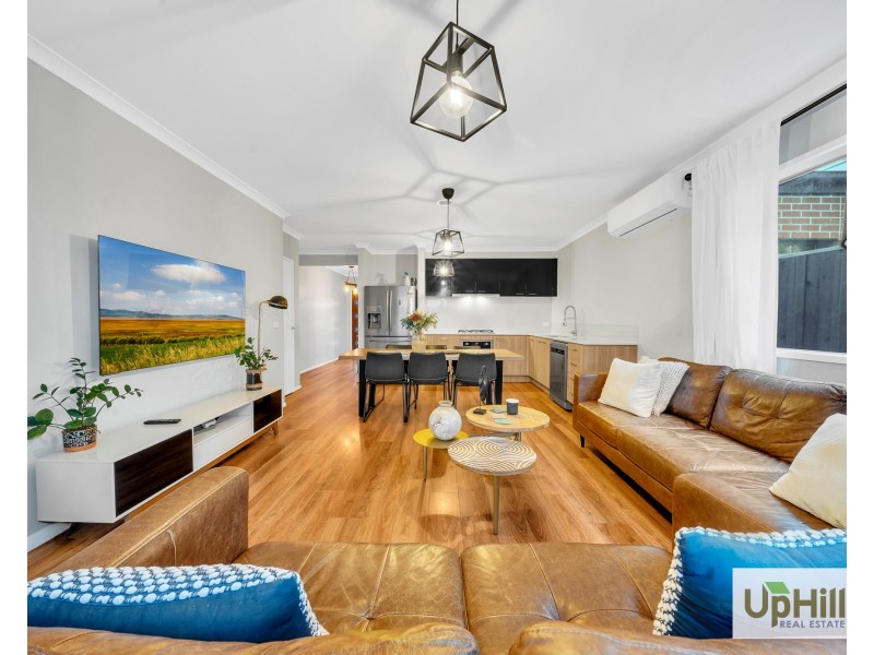 14 Mountjoy Circuit, Clyde North VIC 3978