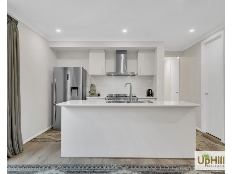 43 Pelagos Drive, Clyde VIC 3978