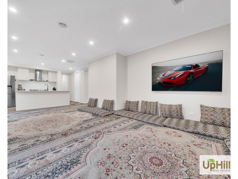 43 Pelagos Drive, Clyde VIC 3978