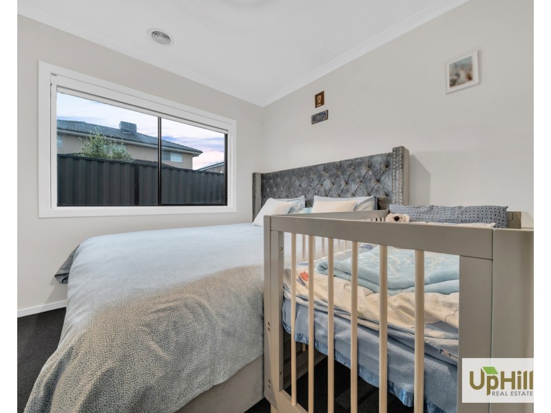 43 Pelagos Drive, Clyde VIC 3978