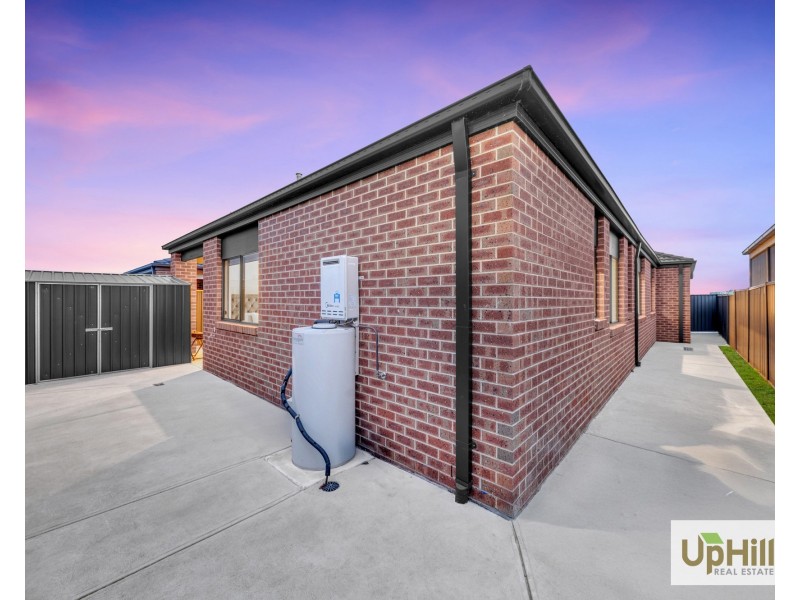43 Pelagos Drive, Clyde VIC 3978