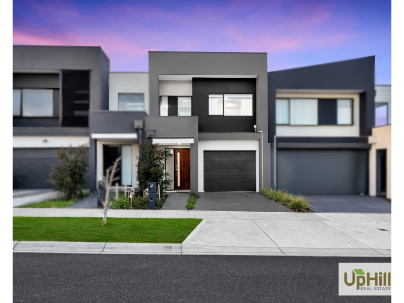 62 Union Street, Clyde North VIC 3978