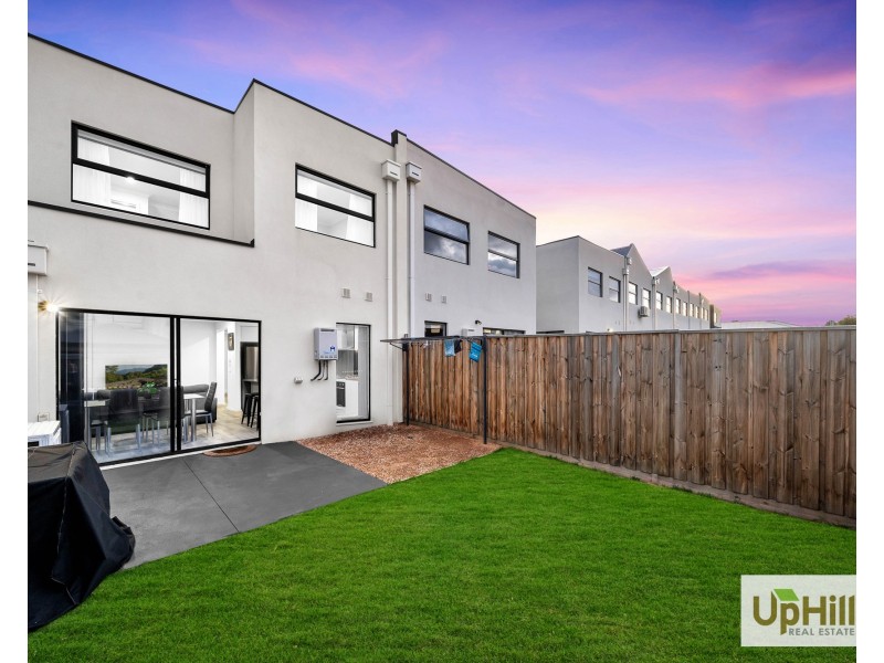 62 Union Street, Clyde North VIC 3978