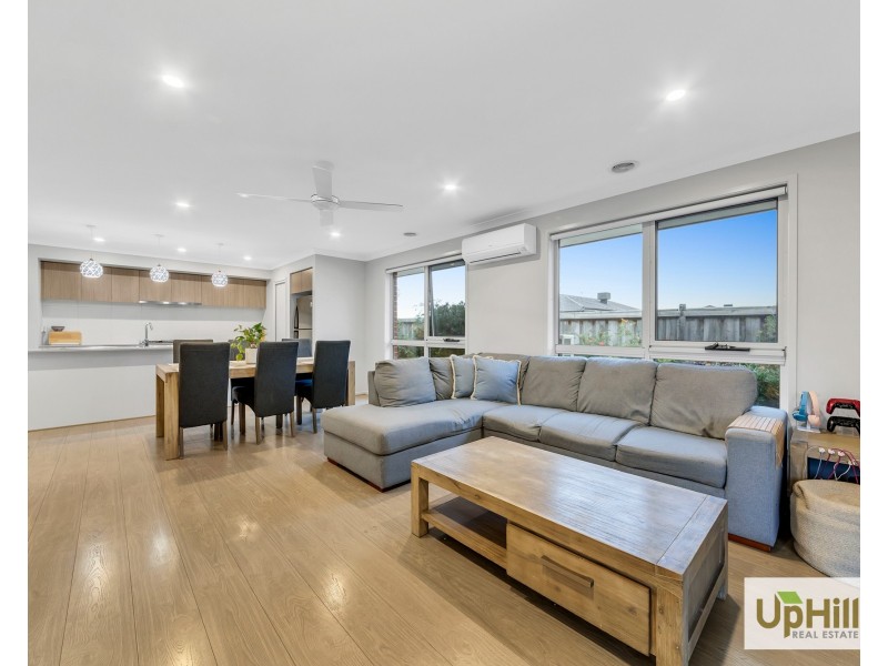 23 Walhallow Drive, Clyde North VIC 3978