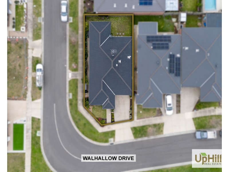 23 Walhallow Drive, Clyde North VIC 3978
