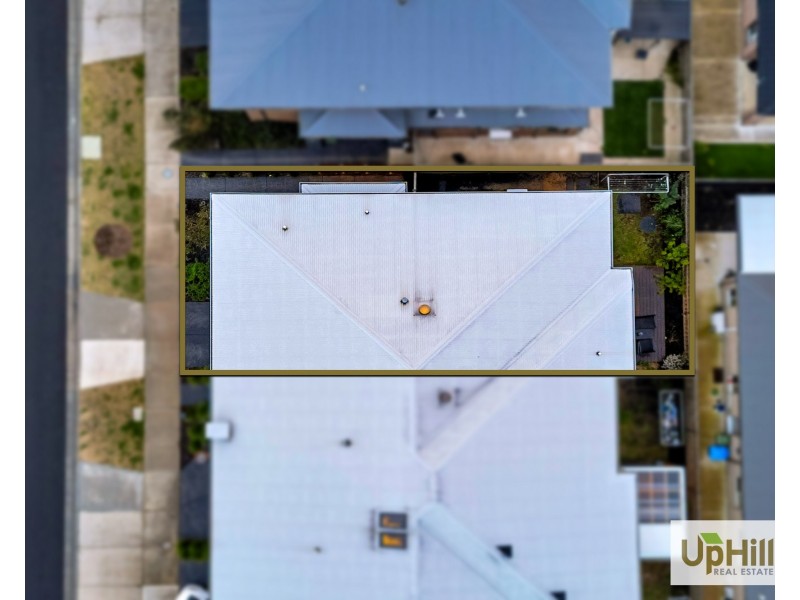 42 Treehouse Avenue, Clyde VIC 3978