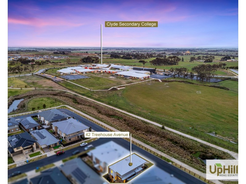 42 Treehouse Avenue, Clyde VIC 3978