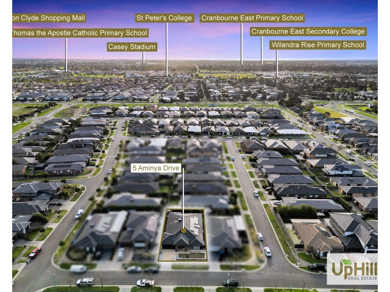 5 Aminya Drive, Clyde North VIC 3978