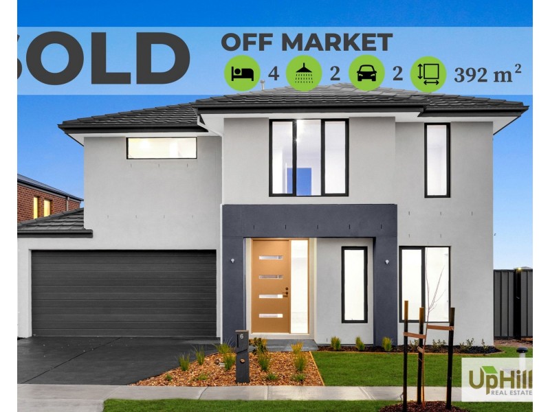 6 Copabella Circuit, Clyde North VIC 3978