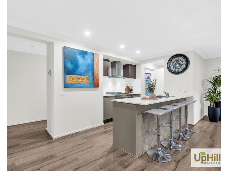 1 Westbourne Street, Clyde North VIC 3978