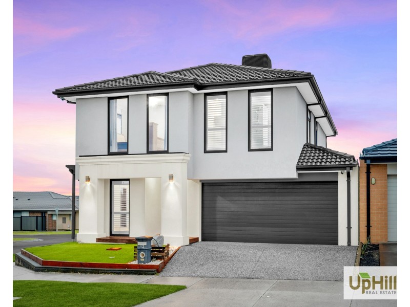 12 Ionian Way, Clyde VIC 3978