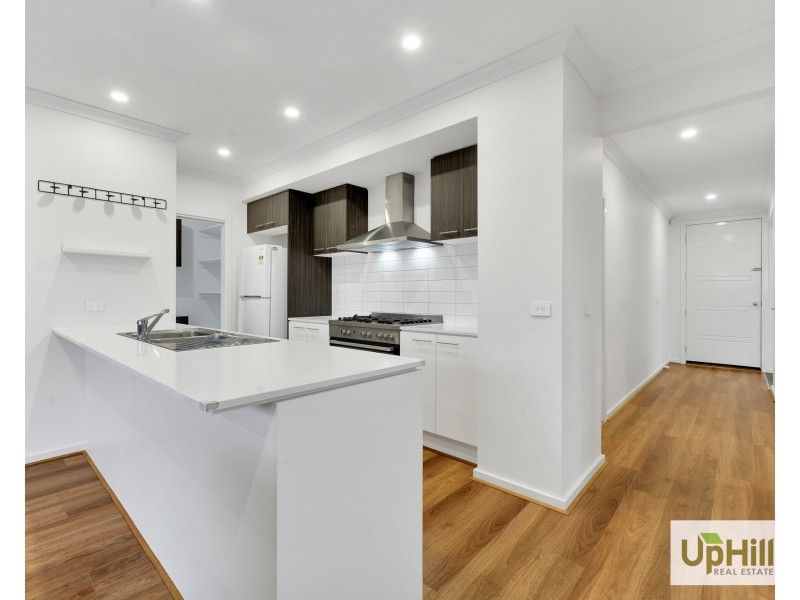 12 Ionian Way, Clyde VIC 3978