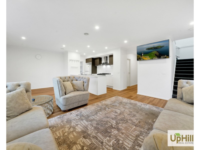 12 Ionian Way, Clyde VIC 3978