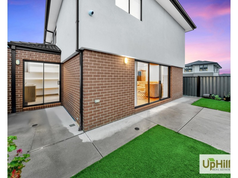 12 Ionian Way, Clyde VIC 3978