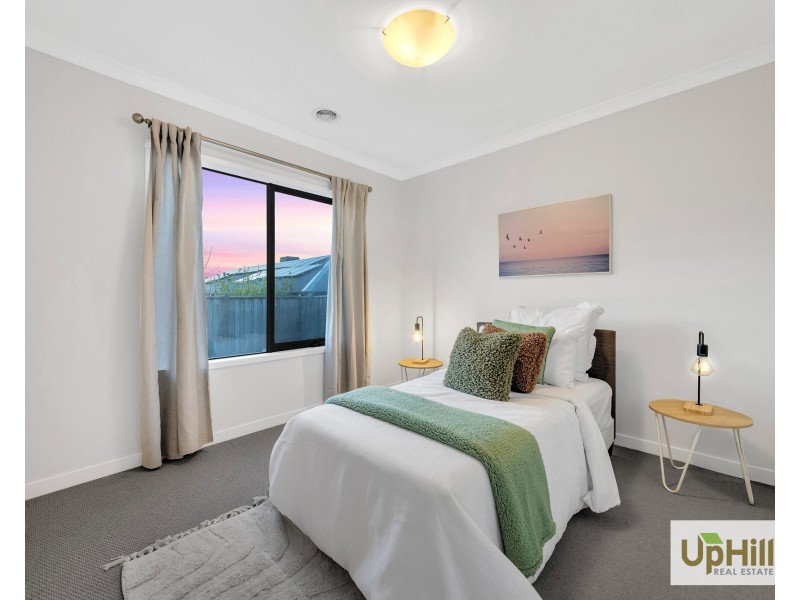 12 Thistle Drive, Clyde North VIC 3978