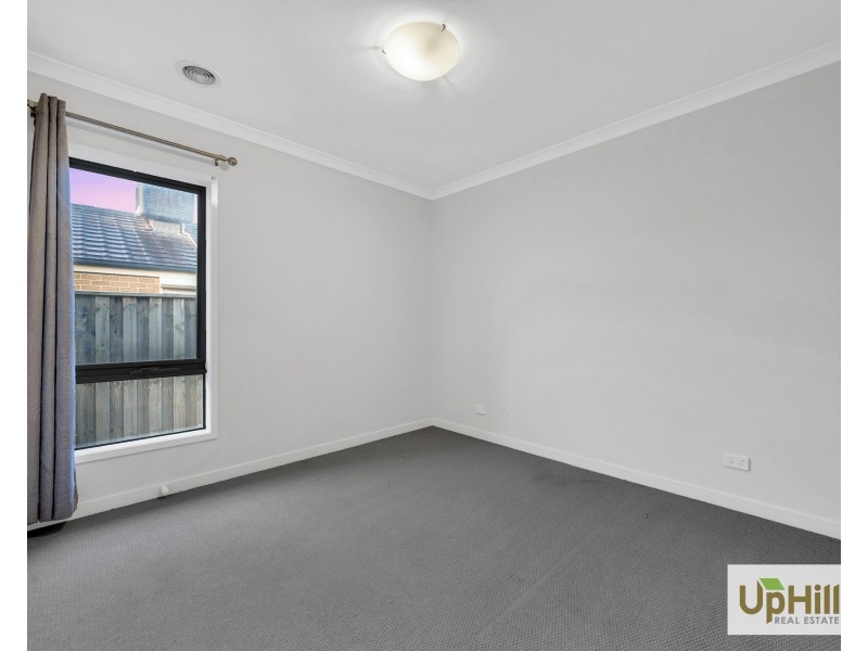 12 Thistle Drive, Clyde North VIC 3978