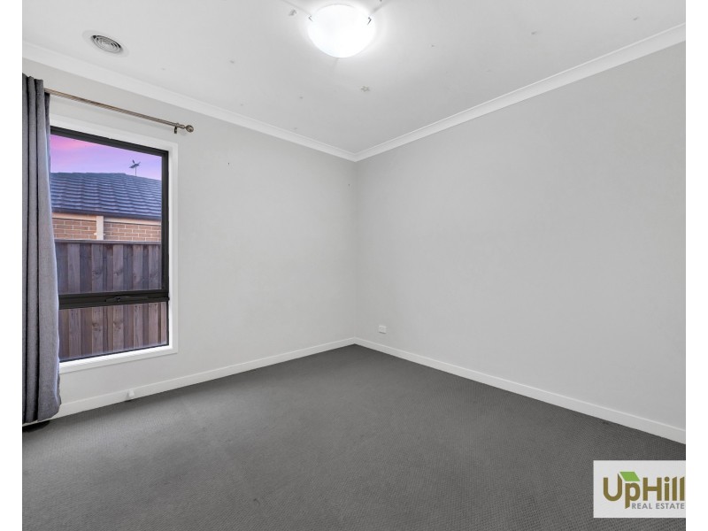 12 Thistle Drive, Clyde North VIC 3978