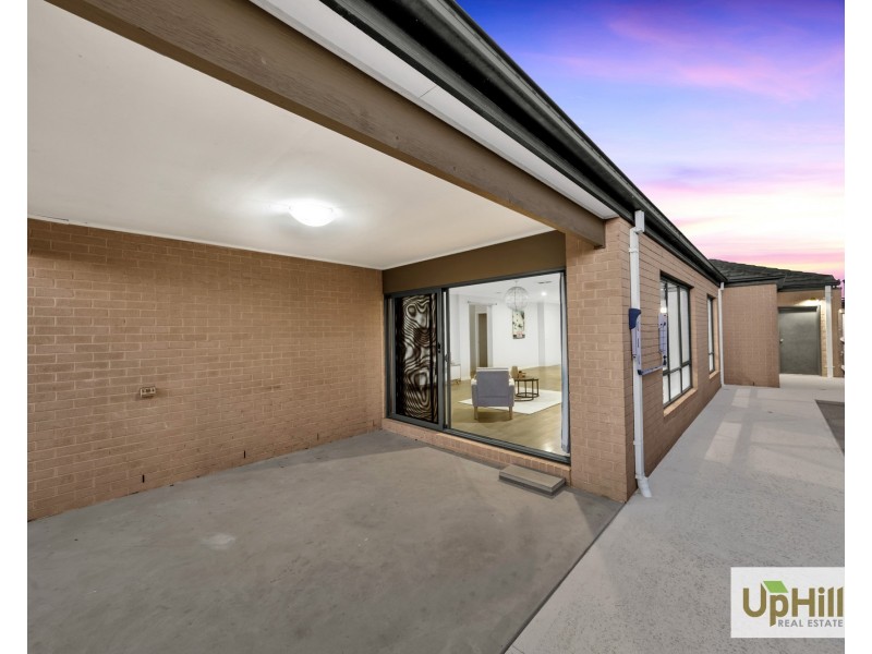 12 Thistle Drive, Clyde North VIC 3978