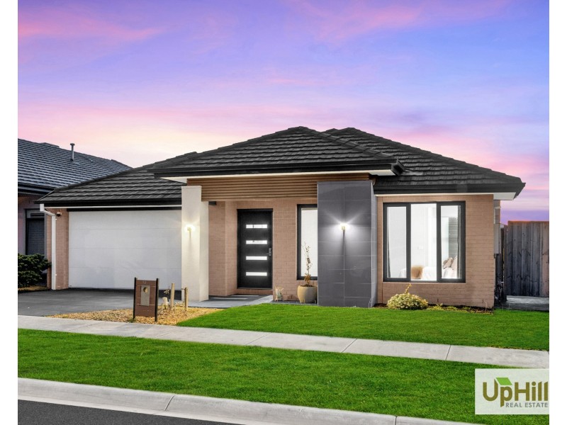 12 Thistle Drive, Clyde North VIC 3978