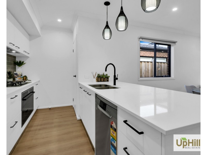 68 Flowerbloom Crescent, Clyde North VIC 3978