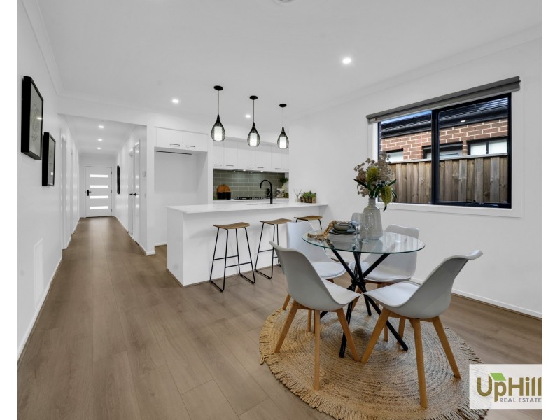 68 Flowerbloom Crescent, Clyde North VIC 3978