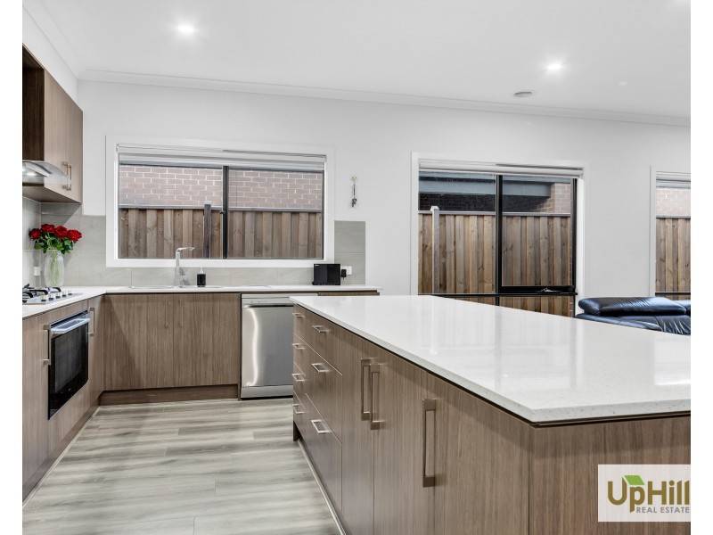 5 Piccolo Street, Clyde VIC 3978