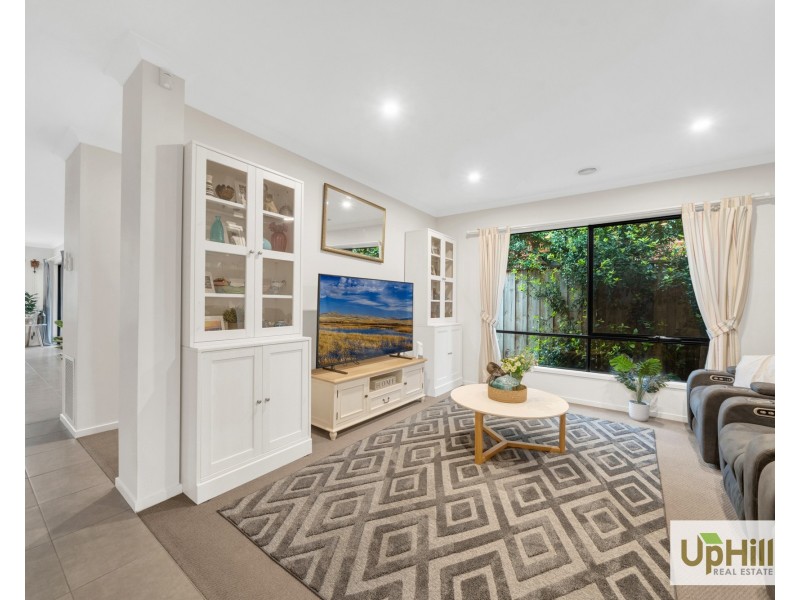 52 Simmental Drive, Clyde North VIC 3978