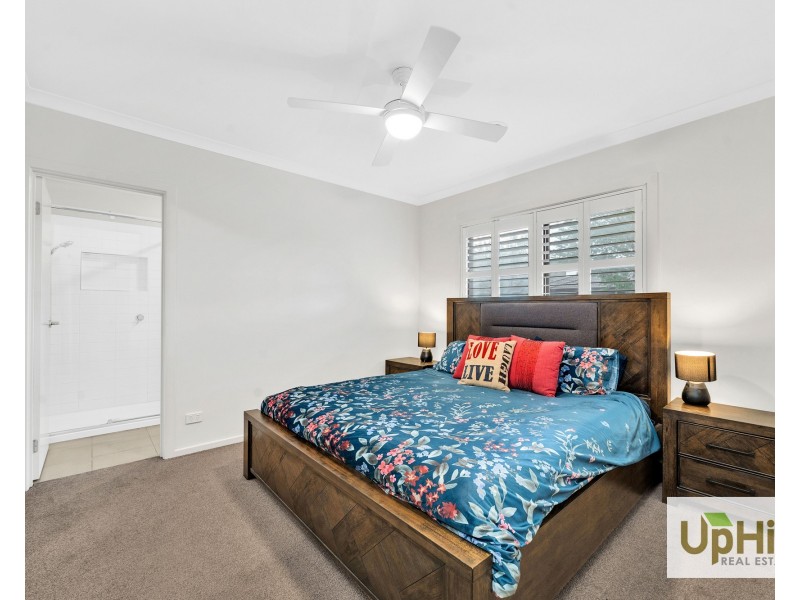 37 Chesney Circuit, Clyde VIC 3978