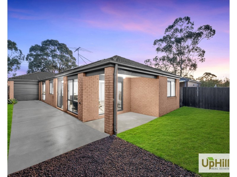 29 Pharaoh Drive, Cranbourne VIC 3977