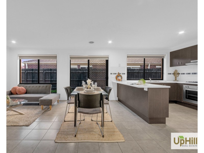 29 Pharaoh Drive, Cranbourne VIC 3977