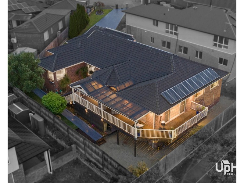 18 Kong Court, Hampton Park VIC 3976