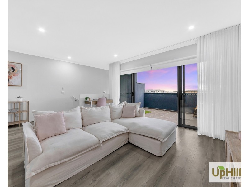 7 Guell Lane, Clyde North VIC 3978