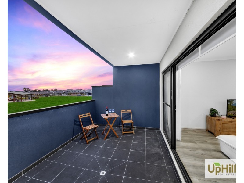 7 Guell Lane, Clyde North VIC 3978