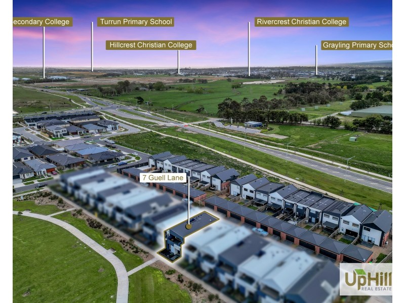 7 Guell Lane, Clyde North VIC 3978