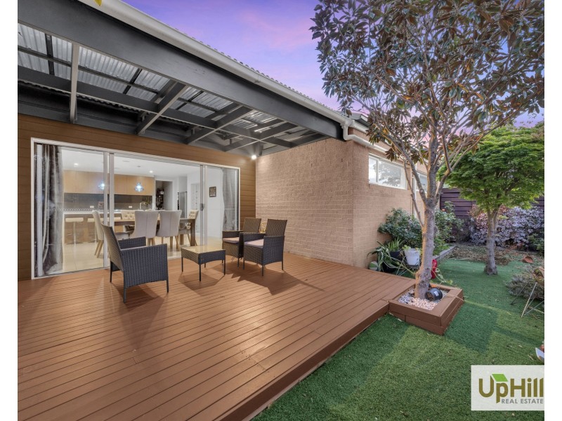 6 Serene Way, Clyde North VIC 3978